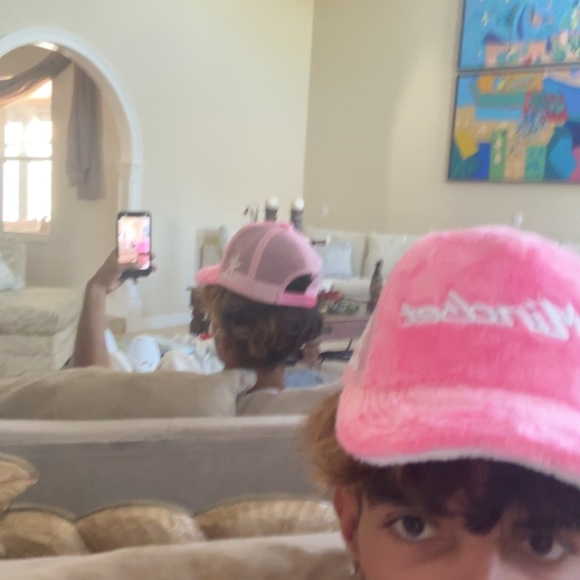 shehatesedward
